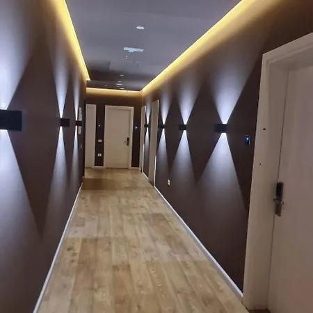 Star Hotel 2*