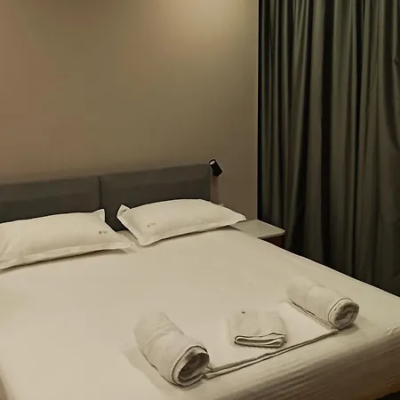 Hotel Star Astir Yzberishti